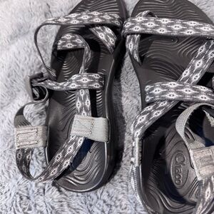 Chaco Women's Black and Gray Patterned Sandals